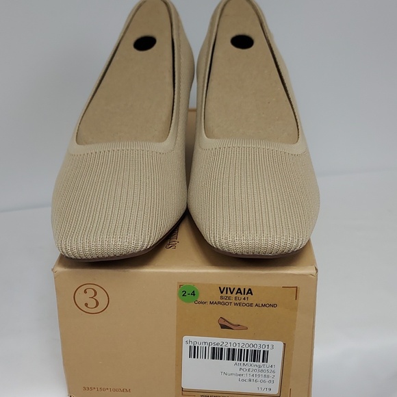 Vivaia Margo Almond Wedge Square Toe Shoes. New! - Picture 2 of 12